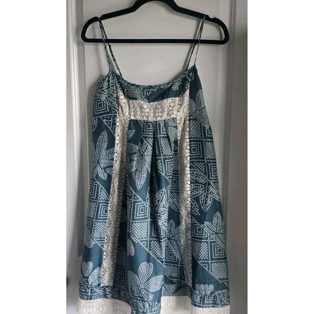 BCBGMAXAZRIA Dress  Medium Teal  Silk Spaghetti Strap Ruffle Boho Baby Doll Lace